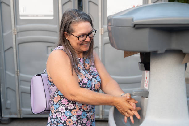 Best Portable toilet rental cost  in Mount Hope, WV